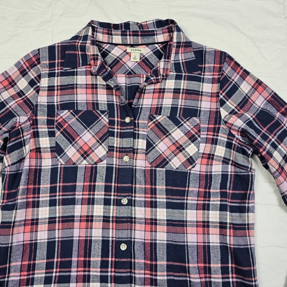 L.L Bean Pink and Purple Plaid Button Down Flannel Top Women's‎ Size Small - Picture 5 of 9